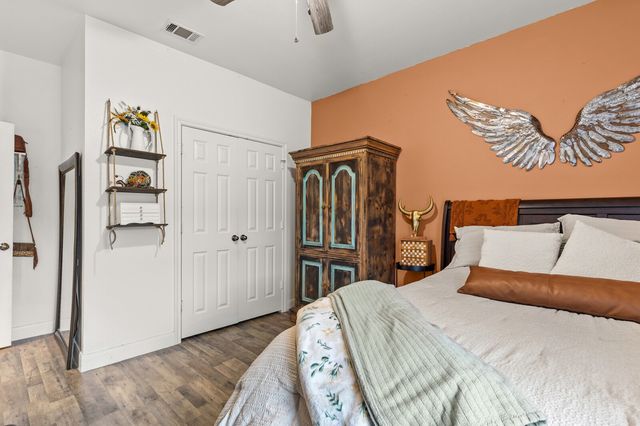 17012 Trailwood Drive, Whitney, TX 76692