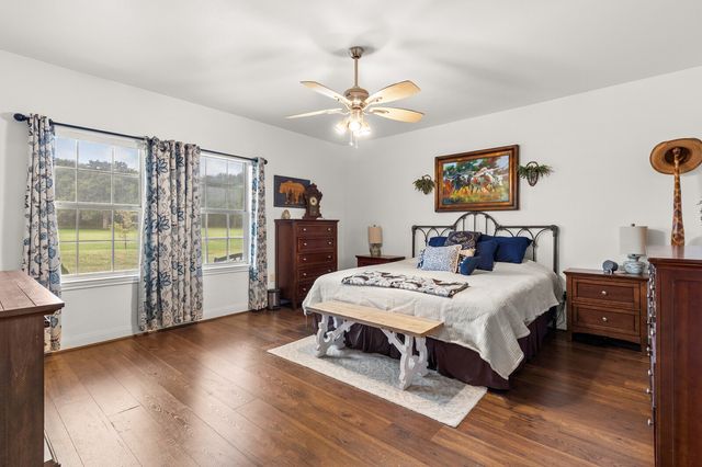 17012 Trailwood Drive, Whitney, TX 76692