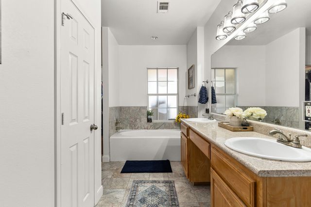 17012 Trailwood Drive, Whitney, TX 76692
