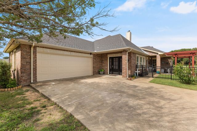 17012 Trailwood Drive, Whitney, TX 76692