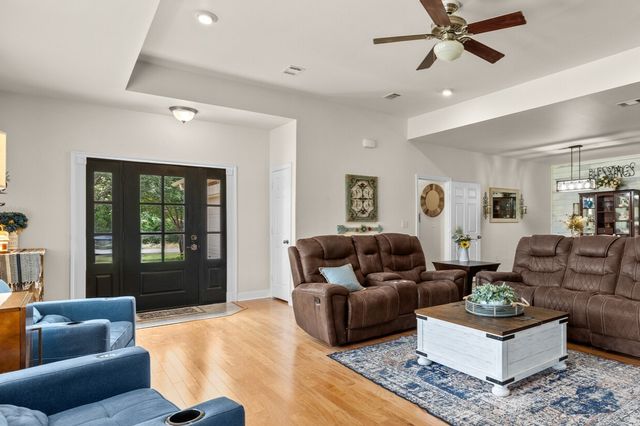 17012 Trailwood Drive, Whitney, TX 76692