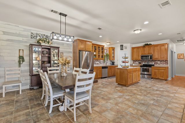 17012 Trailwood Drive, Whitney, TX 76692