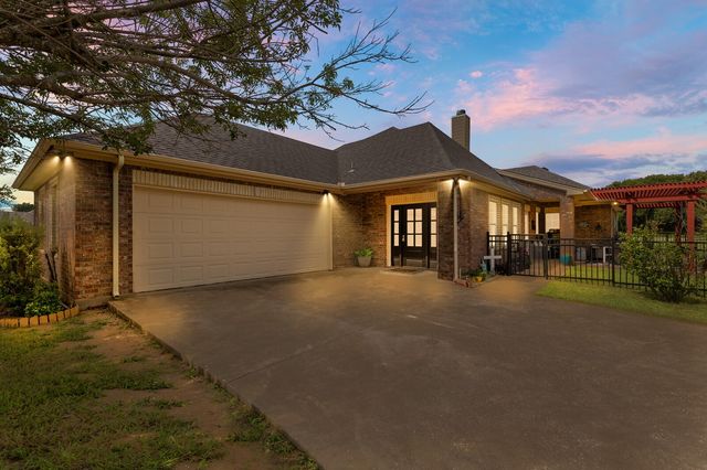 17012 Trailwood Drive, Whitney, TX 76692