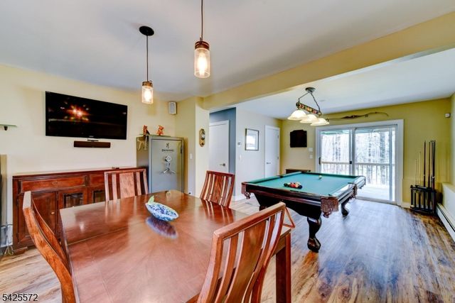 61 Lakeside Dr NW, Vernon Twp., NJ 07461