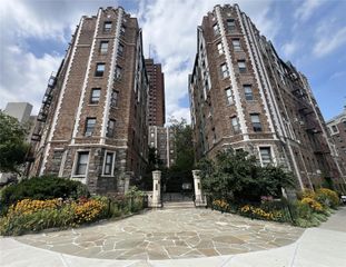 3392 Wayne Avenue F42, Bronx, NY 10467