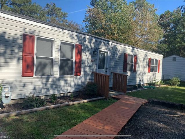 409 Goosley RD, Yorktown, VA 23690