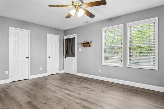 409 Goosley RD, Yorktown, VA 23690