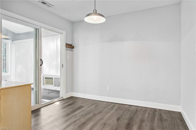 409 Goosley RD, Yorktown, VA 23690