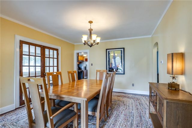 1224 Chestnut Boulevard, Cuyahoga Falls, OH 44223