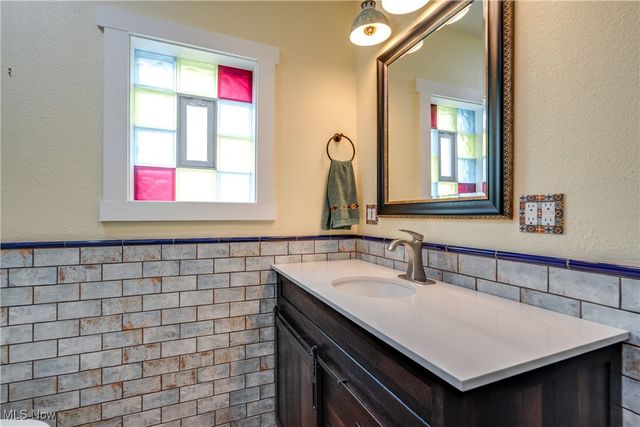 1224 Chestnut Boulevard, Cuyahoga Falls, OH 44223