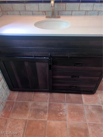 1224 Chestnut Boulevard, Cuyahoga Falls, OH 44223