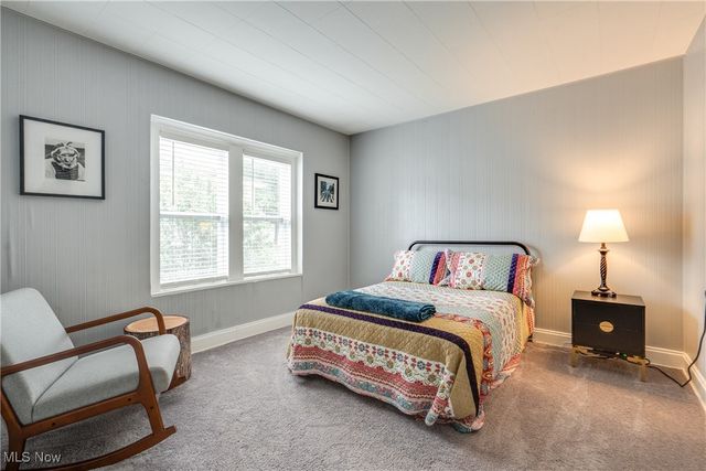 1224 Chestnut Boulevard, Cuyahoga Falls, OH 44223