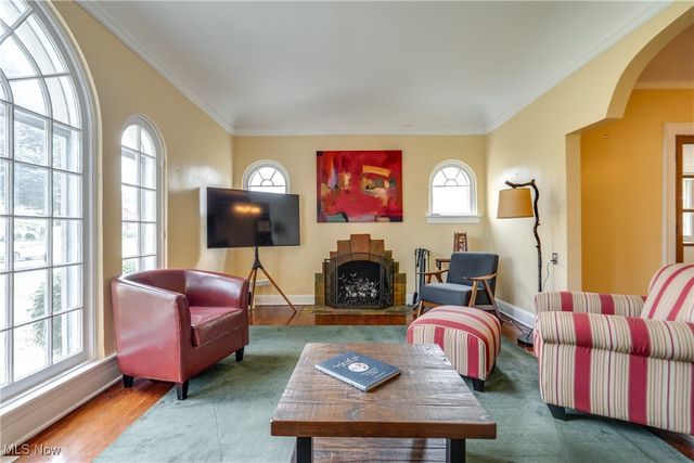 1224 Chestnut Boulevard, Cuyahoga Falls, OH 44223