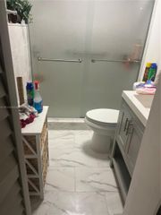 8420 NW 33rd Ave, Miami, FL 33147