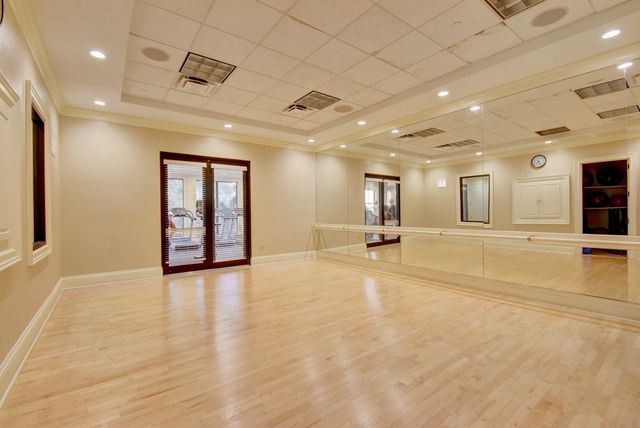17921 Villa Club Way, Boca Raton, FL 33496