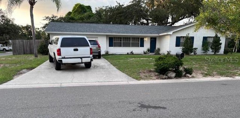 302 GREENVIEW DRIVE, Brandon, FL 33510
