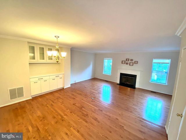 19121 CHERRY BEND DR, Germantown, MD 20874