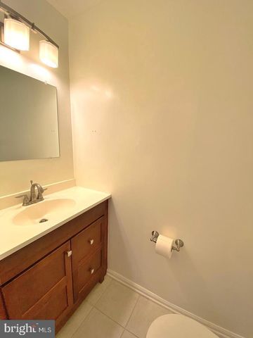 19121 CHERRY BEND DR, Germantown, MD 20874