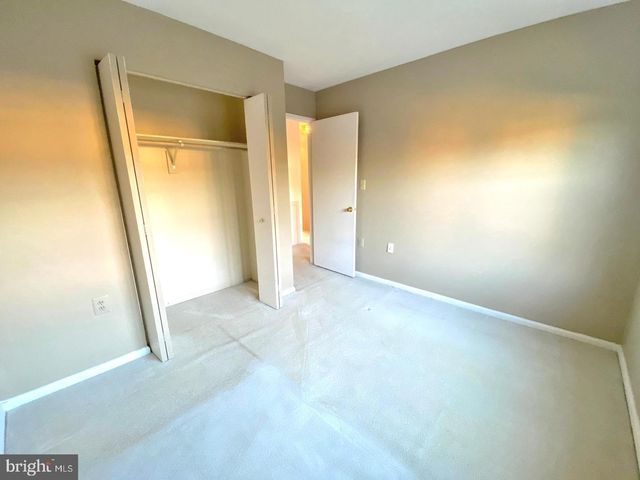 19121 CHERRY BEND DR, Germantown, MD 20874