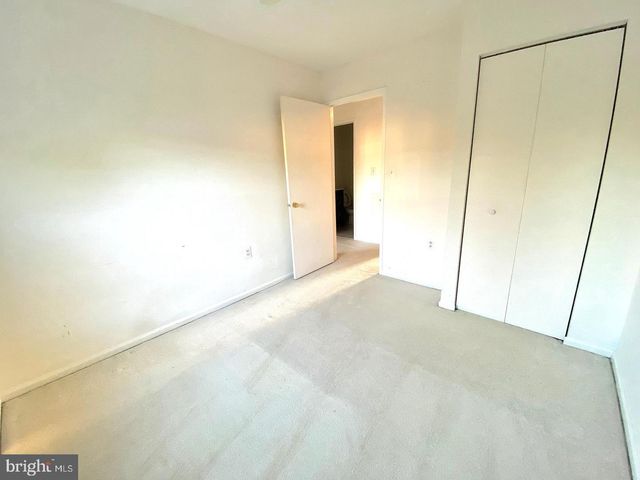 19121 CHERRY BEND DR, Germantown, MD 20874