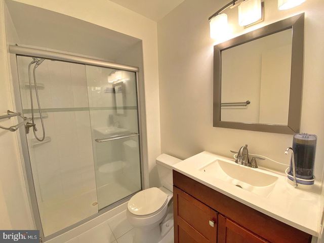 19121 CHERRY BEND DR, Germantown, MD 20874