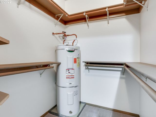 1730 S HARBOR Way 405, Portland, OR 97201