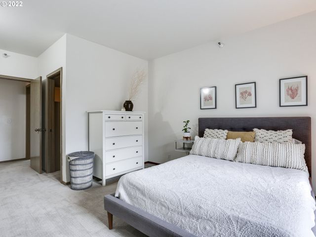 1730 S HARBOR Way 405, Portland, OR 97201