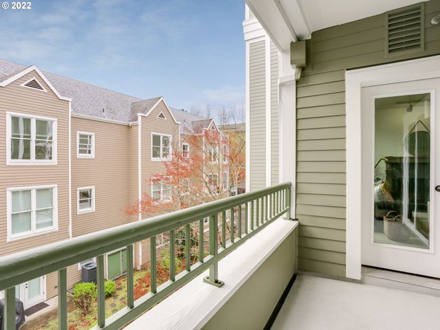 1730 S HARBOR Way 405, Portland, OR 97201