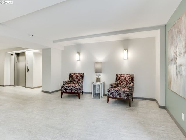 1730 S HARBOR Way 405, Portland, OR 97201