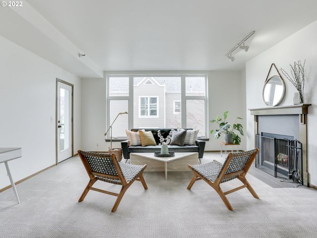 1730 S HARBOR Way 405, Portland, OR 97201