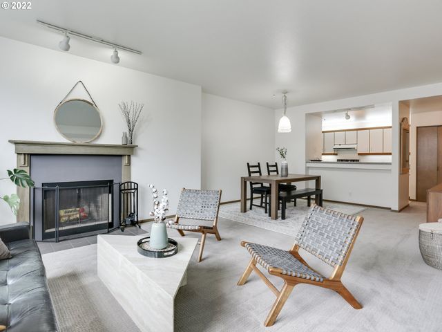 1730 S HARBOR Way 405, Portland, OR 97201