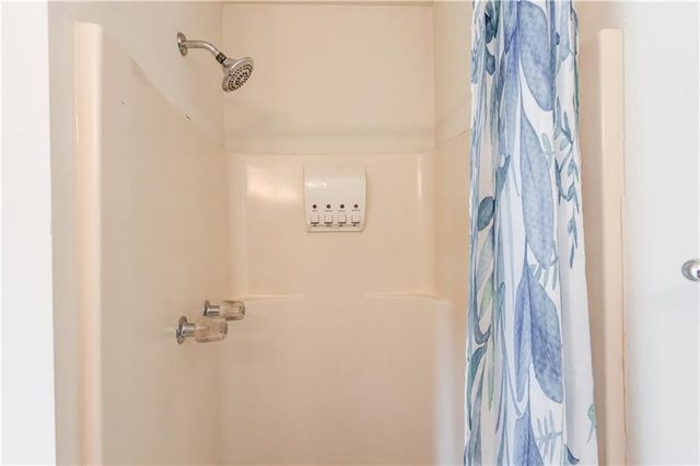 101 Fernwood Court, Lawrenceville, GA 30043