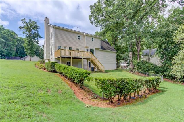 101 Fernwood Court, Lawrenceville, GA 30043