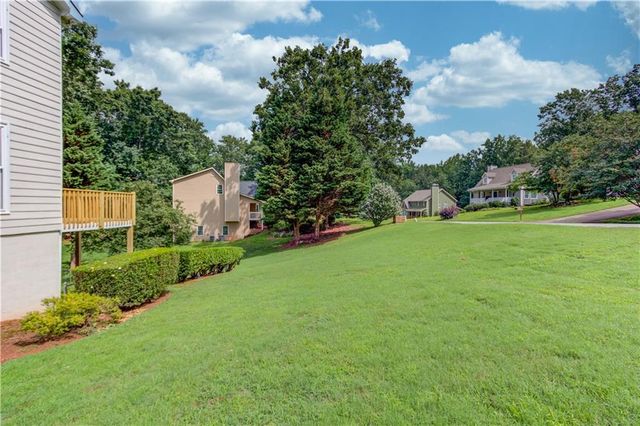 101 Fernwood Court, Lawrenceville, GA 30043