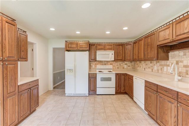 101 Fernwood Court, Lawrenceville, GA 30043