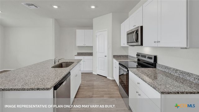 708 PECCARY Lane, Seguin, TX 78155