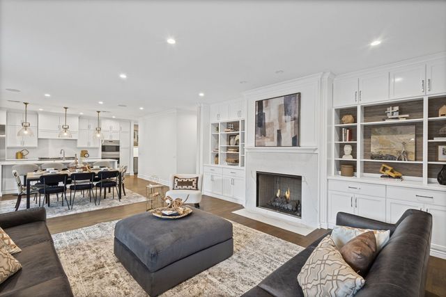 1851 N Halsted Street 2, Chicago, IL 60614