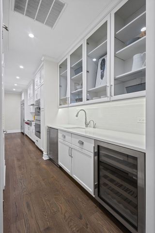 1851 N Halsted Street 2, Chicago, IL 60614