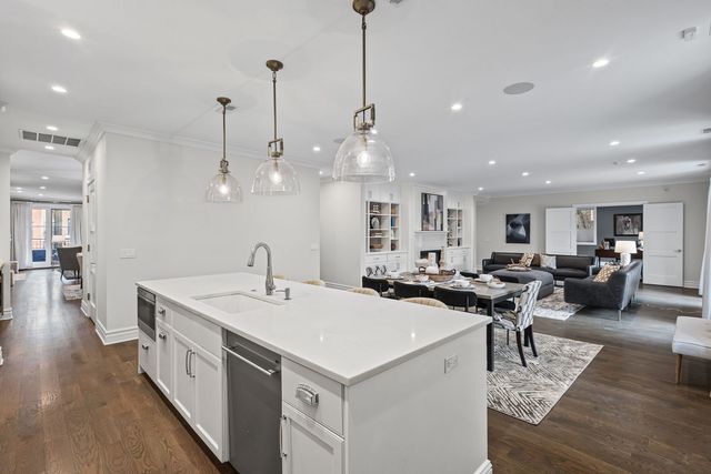 1851 N Halsted Street 2, Chicago, IL 60614