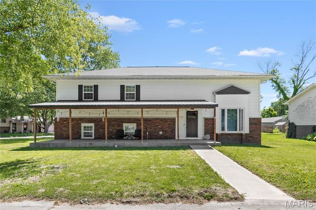 152 Arlington Drive, Granite City, IL 62040