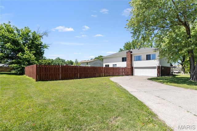 152 Arlington Drive, Granite City, IL 62040