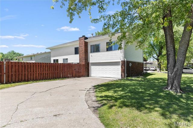 152 Arlington Drive, Granite City, IL 62040