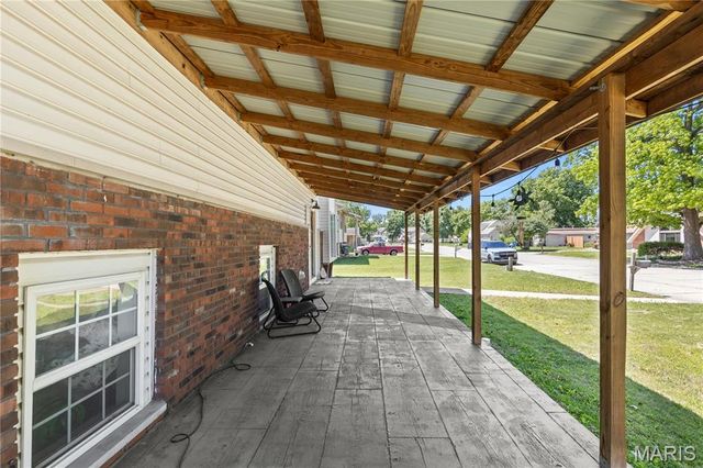 152 Arlington Drive, Granite City, IL 62040