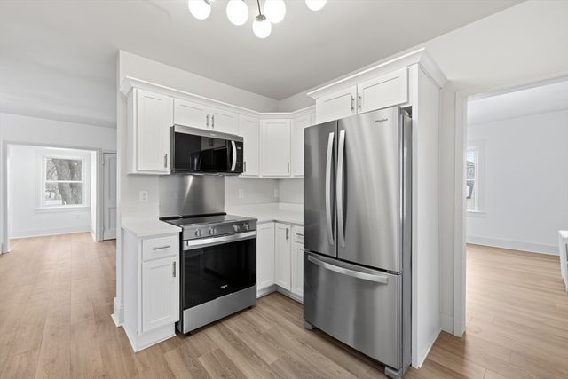 22 Douglas Ave 2, Maynard, MA 01754