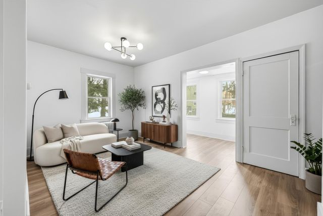 22 Douglas Ave 2, Maynard, MA 01754