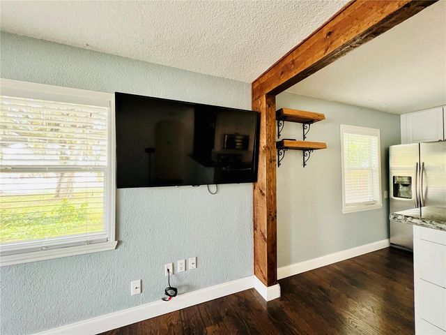 1930 DOUGLAS AVENUE, Clearwater, FL 33755