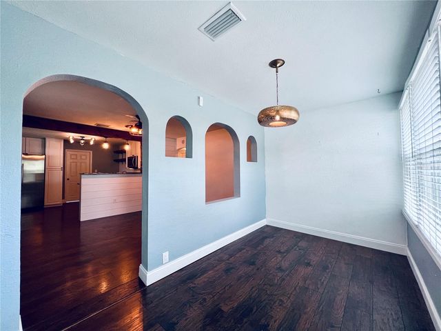 1930 DOUGLAS AVENUE, Clearwater, FL 33755