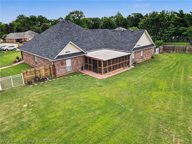 4 Katie Court, Lavaca, AR 72941