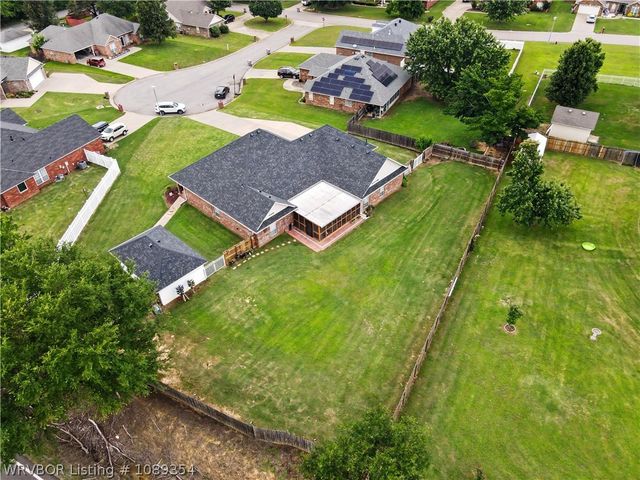 4 Katie Court, Lavaca, AR 72941