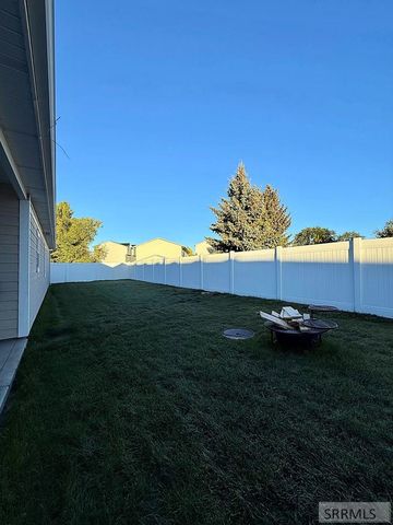 1259 Harris Loop, Blackfoot, ID 83221